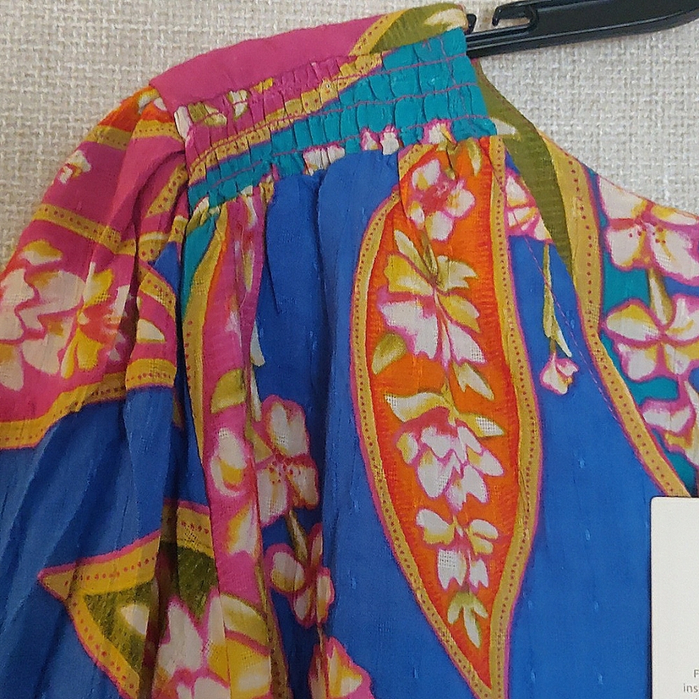 Haute Hippie Bohemian V Neck Multicolored Top. Size XL. - Picture 6 of 10